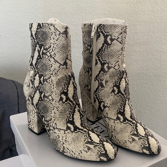 Steve Madden Shoes - Steve Madden Snake Booties